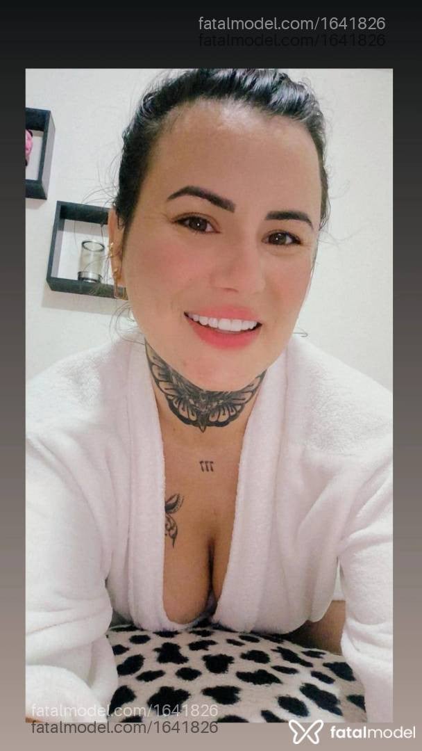 Acompanhante mulher morena (o) de olhos mel em Bagé - Pérola Sanches