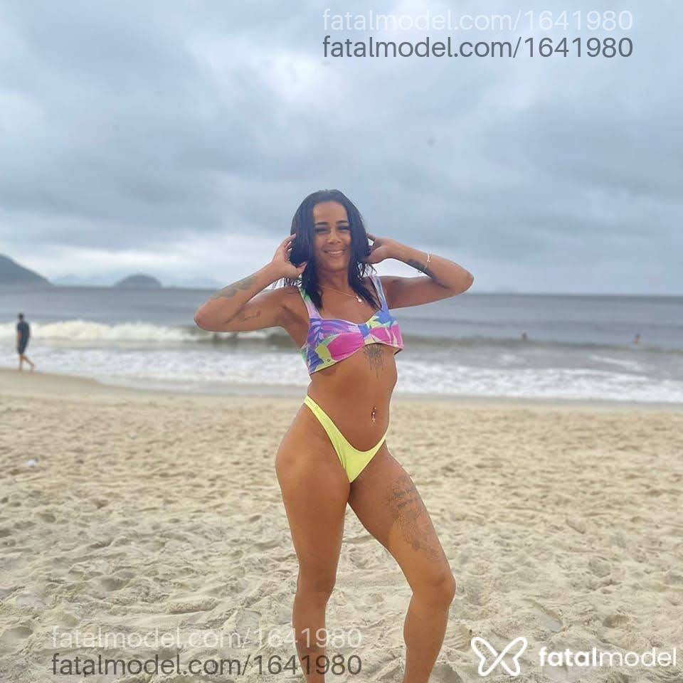 Acompanhante mulher morena (o) de olhos castanhos em Bauru - Leticia