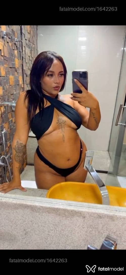 Acompanhante mulher morena (o) de olhos castanhos em Teófilo Otoni - Isabela