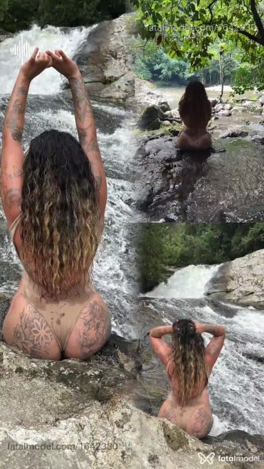 Acompanhante mulher loira (o) de olhos pretos em Navegantes - Karla Lopes