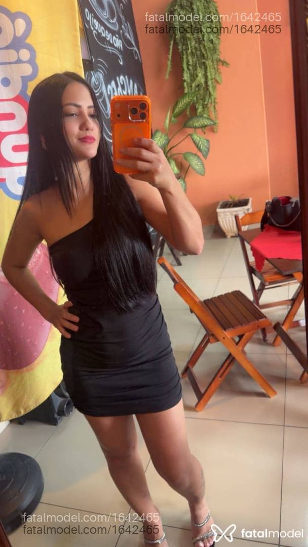Acompanhante mulher morena (o) de olhos pretos - Amandinha