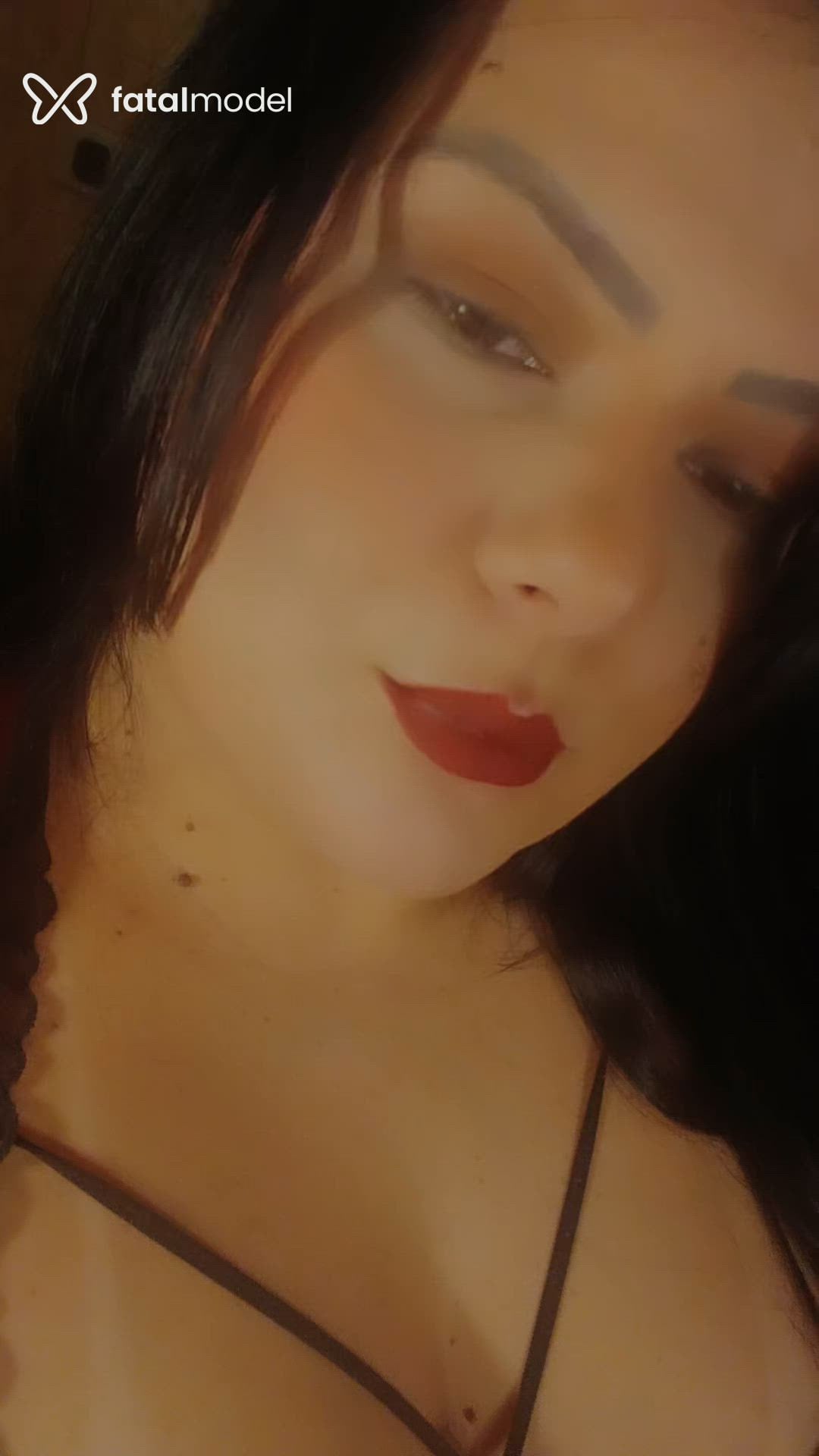 Acompanhante mulher com cabelo castanho de olhos castanhos - Fernanda Gouveia Acompanhante mulher com cabelo castanho de olhos castanhos - Fernanda Gouveia