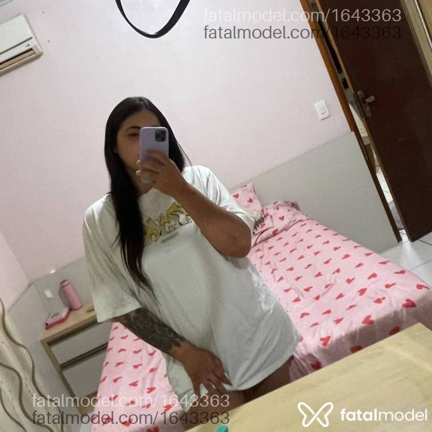 Acompanhante mulher morena (o) de olhos pretos em União da Vitória - Cristal Royal