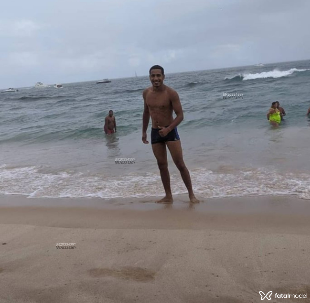 Acompanhante homem morena (o) de olhos castanhos - Jonathan Guilherme Acompanhante homem morena (o) de olhos castanhos - Jonathan Guilherme
