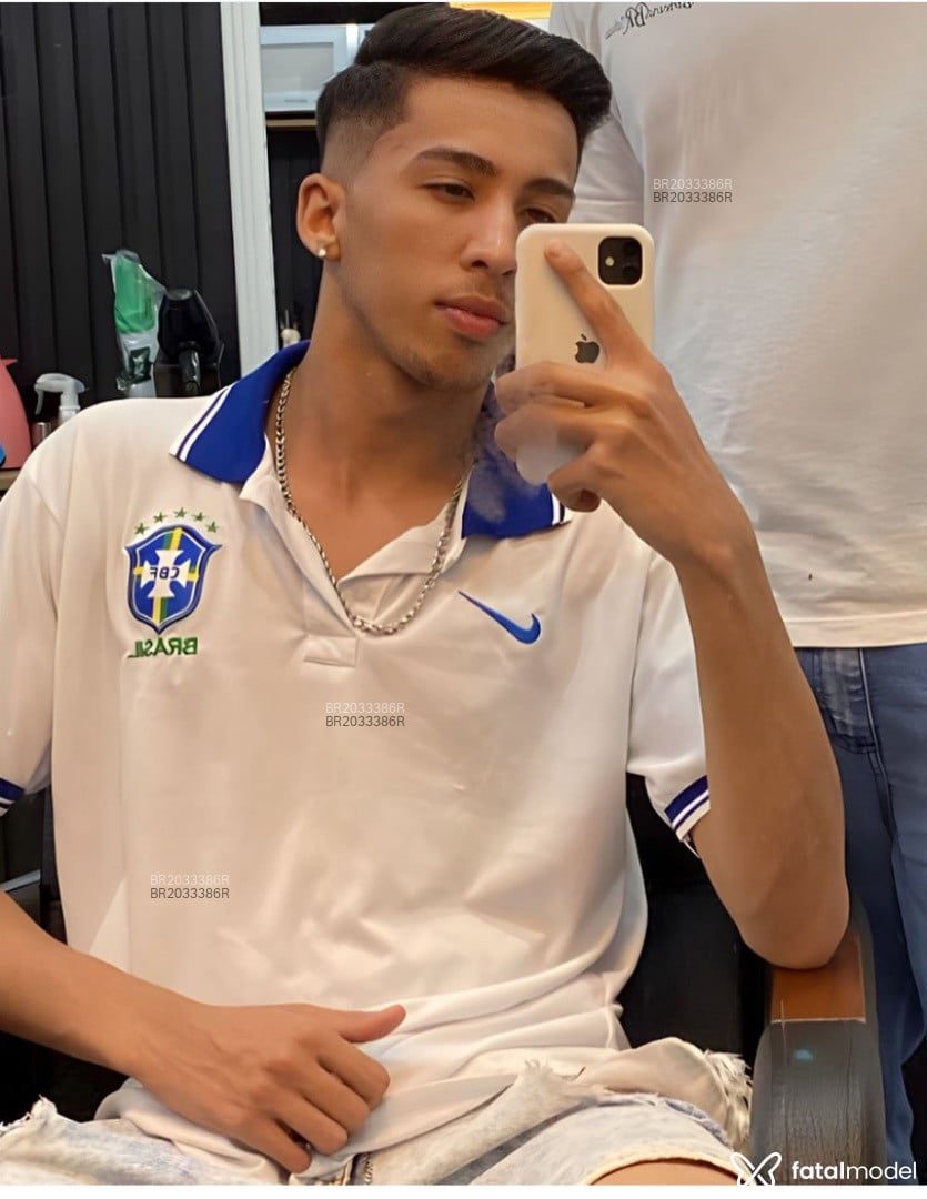 Acompanhante homem morena (o) de olhos castanhos em Taboão da Serra - Jhonatas Michel