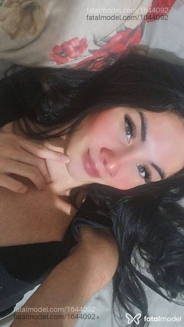 Acompanhante travesti ruiva (o) de olhos castanhos - Emanuelly lorena