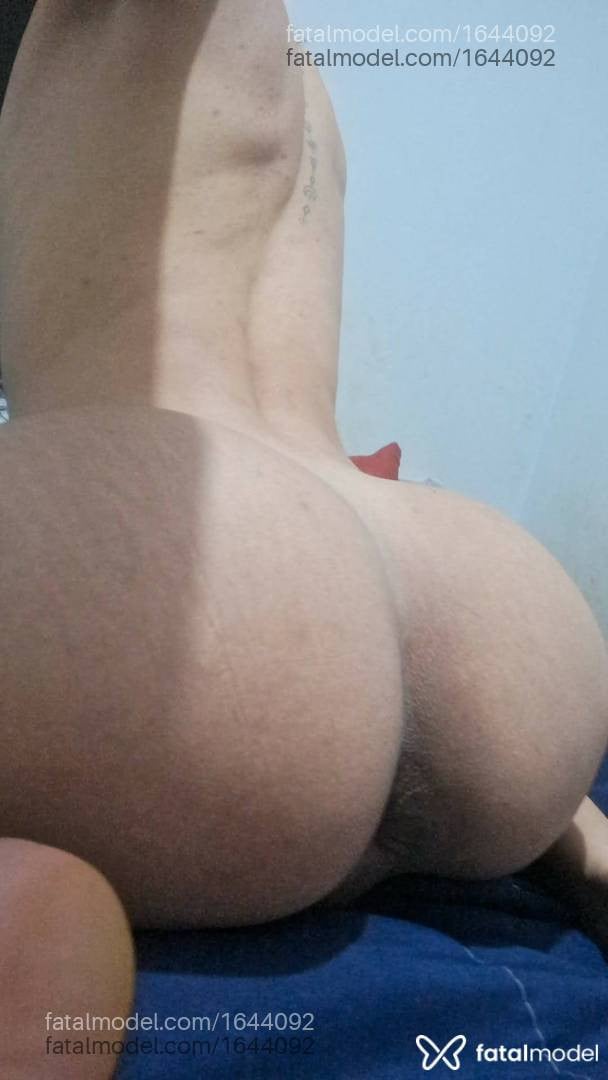 Acompanhante travesti ruiva (o) de olhos castanhos - Emanuelly lorena