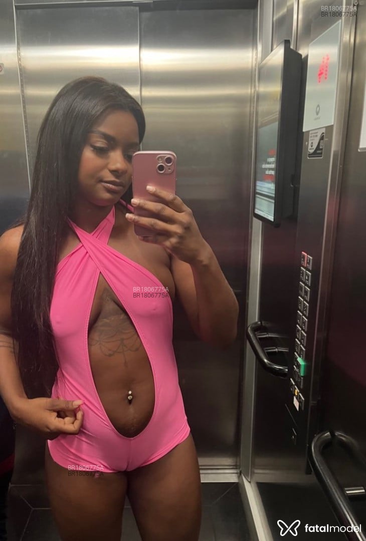 Acompanhante mulher morena (o) de olhos castanhos em Rio de Janeiro - Daianeoc