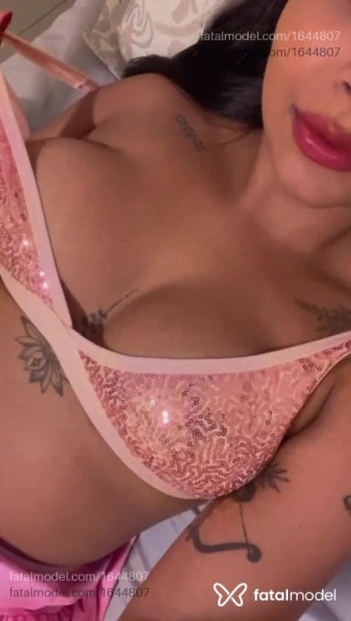 Acompanhante mulher morena (o) de olhos pretos em São Paulo - Yara Innaiê