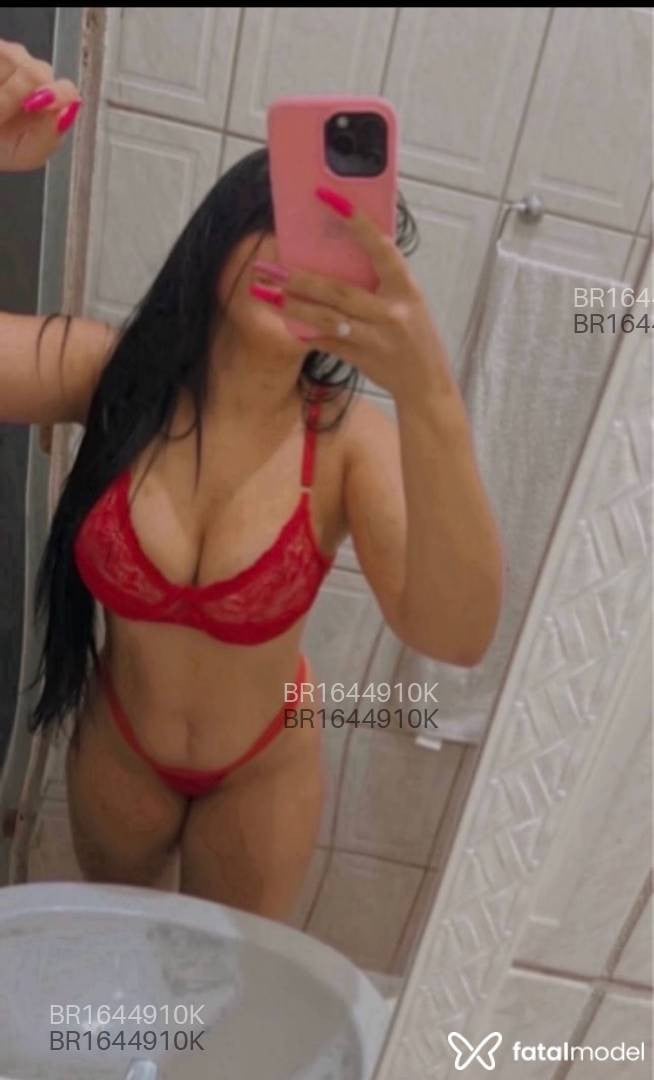 Acompanhante mulher morena (o) de olhos castanhos - Bianka Acompanhante mulher morena (o) de olhos castanhos - Bianka