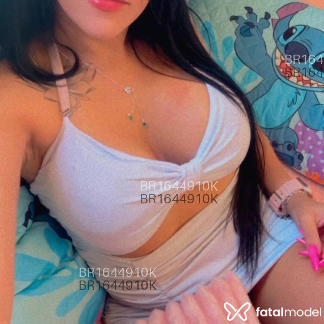 Acompanhante mulher morena (o) de olhos castanhos - Bianka Acompanhante mulher morena (o) de olhos castanhos - Bianka