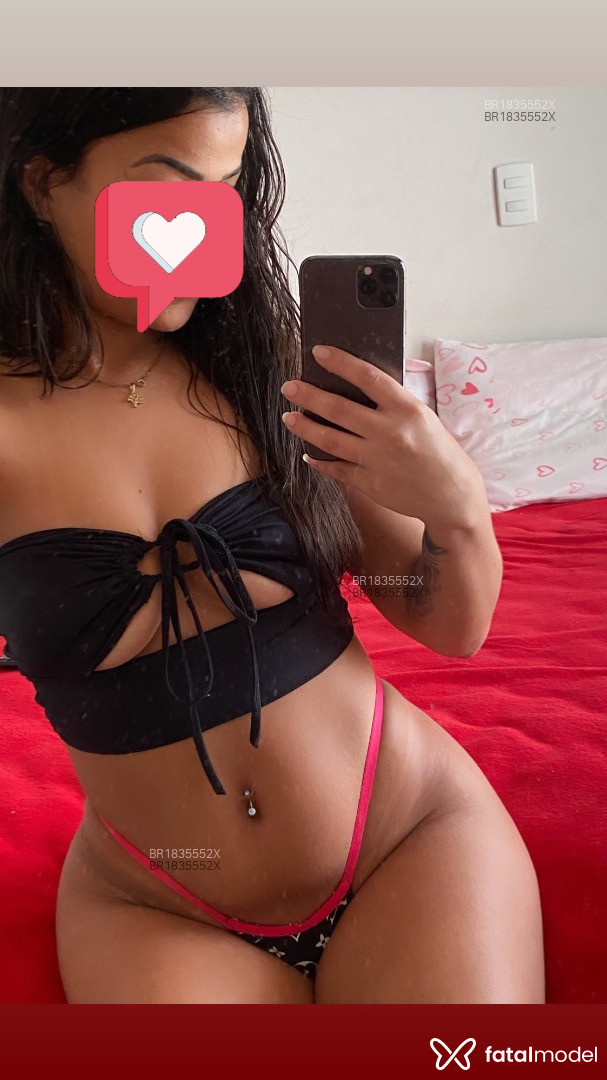Acompanhante mulher morena (o) de olhos castanhos em Balneário Piçarras - Yasmín