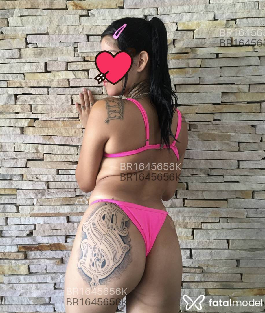 Acompanhante mulher morena (o) de olhos castanhos em Virtual - Alice