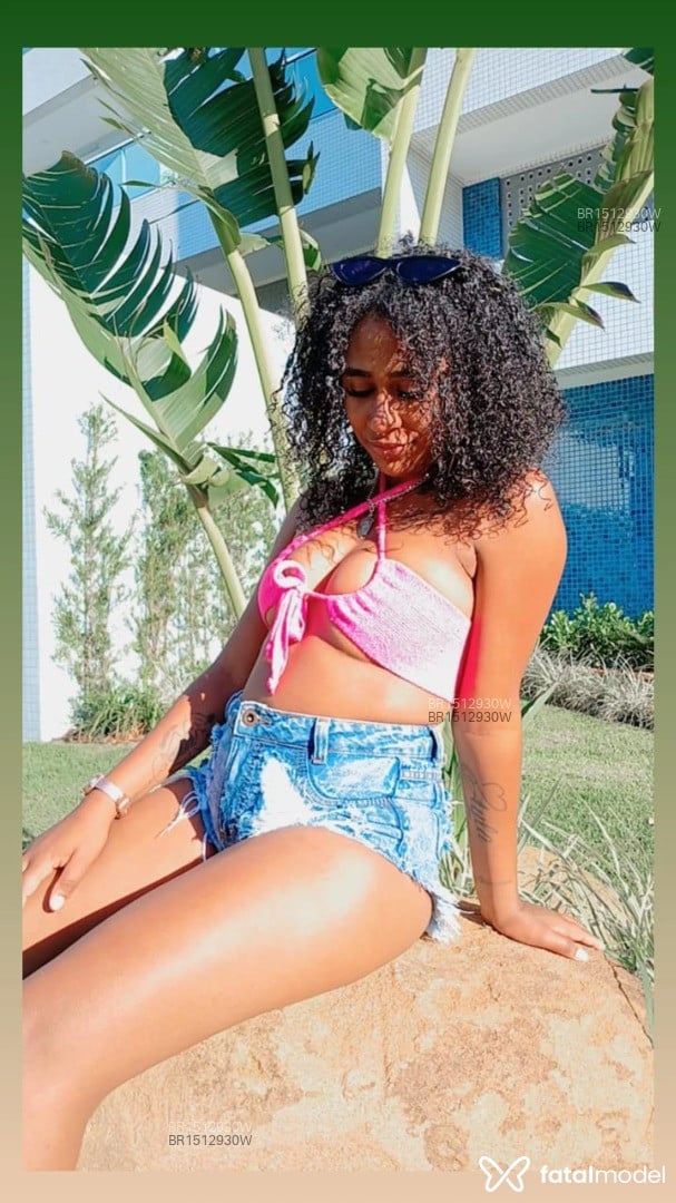 Acompanhante mulher morena (o) de olhos castanhos em Matinhos - Rafaella