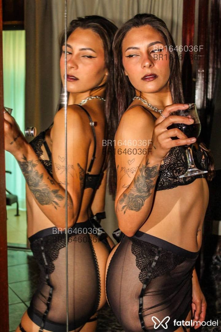 Acompanhante mulher com cabelo castanho de olhos castanhos em Ubá Acompanhante mulher com cabelo castanho de olhos castanhos em Ubá - Micaelly
