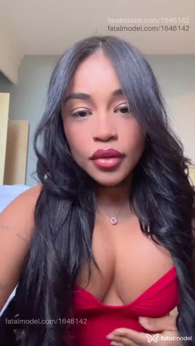 Acompanhante mulher morena (o) de olhos pretos em Sete Lagoas - Natalia Braga