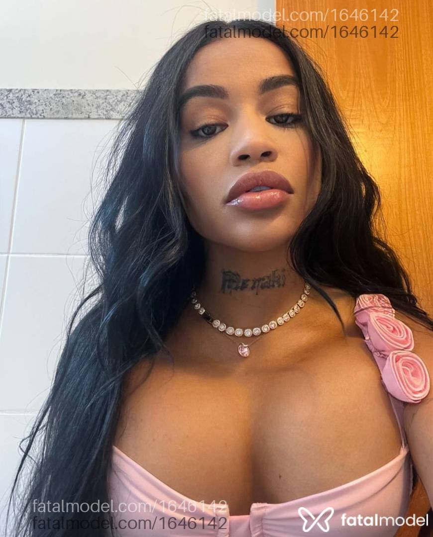 Acompanhante mulher morena (o) de olhos pretos em Sete Lagoas - Natalia Braga