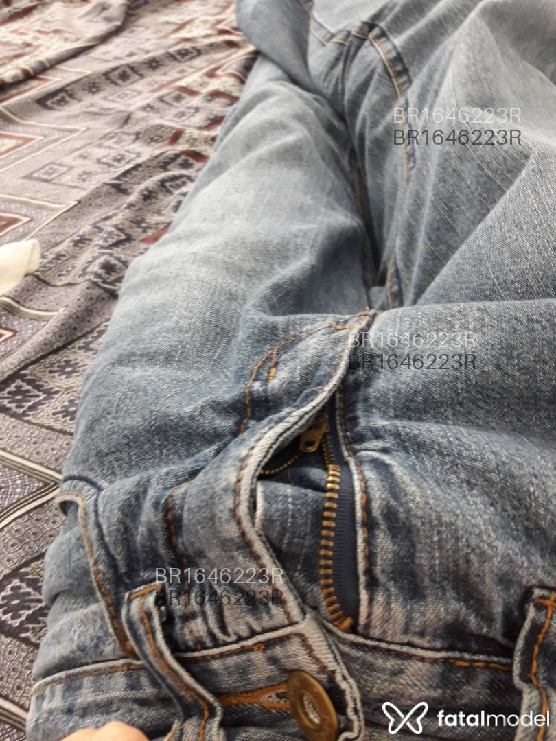 Acompanhante homem com cabelo castanho de olhos castanhos em Virtual - Julio