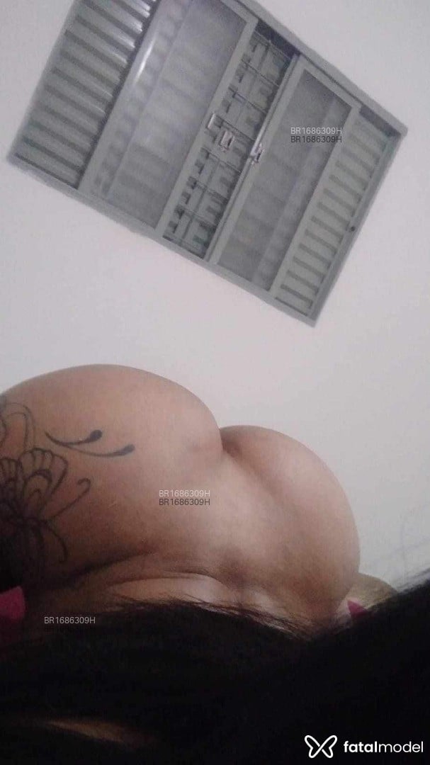Acompanhante mulher trans morena (o) de olhos pretos em Bebedouro - Júlia Sampaio