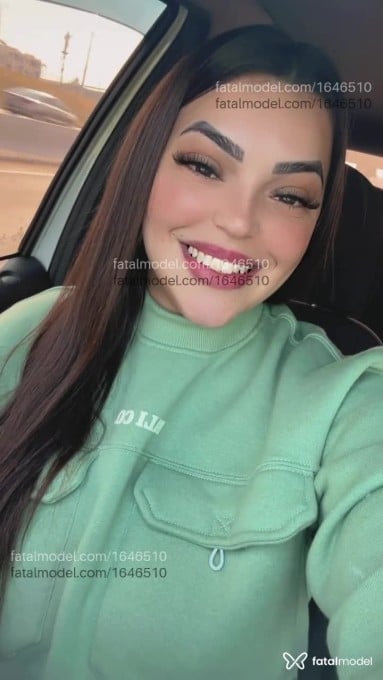 Acompanhante mulher com cabelo castanho de olhos castanhos em Foz do Iguaçu - Melissa