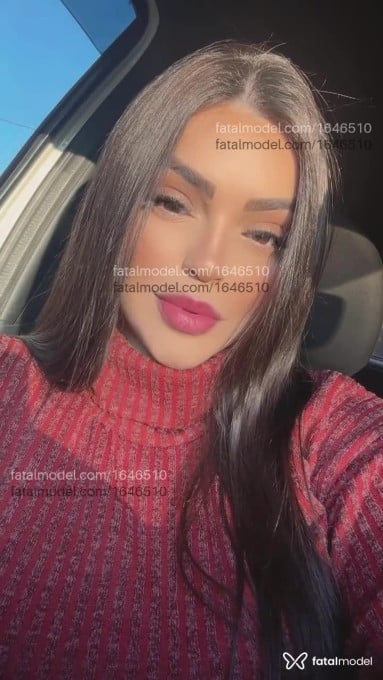 Acompanhante mulher com cabelo castanho de olhos castanhos em Foz do Iguaçu - Melissa