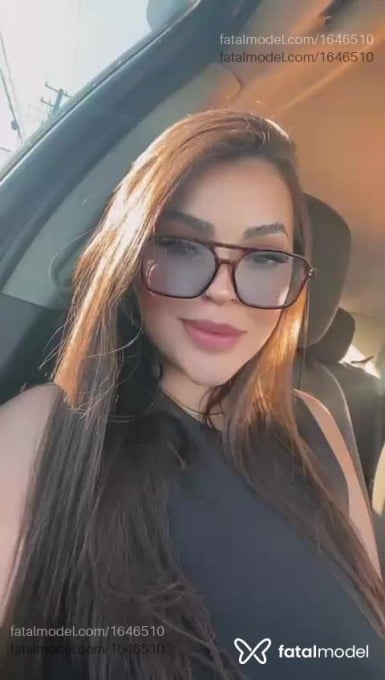 Acompanhante mulher com cabelo castanho de olhos castanhos em Foz do Iguaçu - Melissa