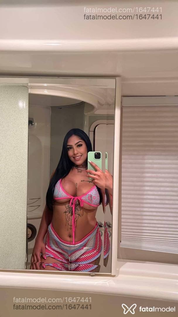 Acompanhante mulher morena (o) de olhos pretos - Fany