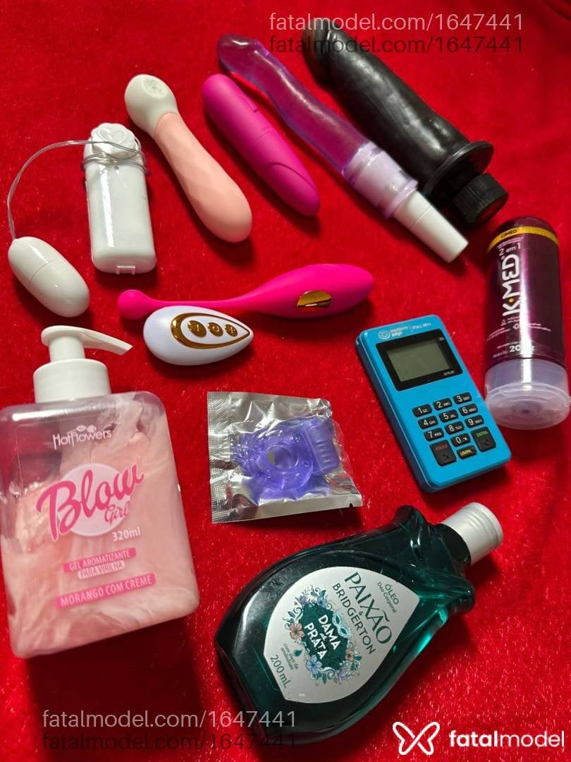 Acompanhante mulher morena (o) de olhos pretos - Fany