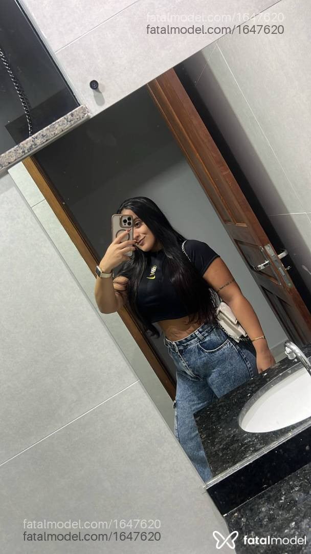 Acompanhante mulher morena (o) de olhos castanhos - Eduarda Rodrigues