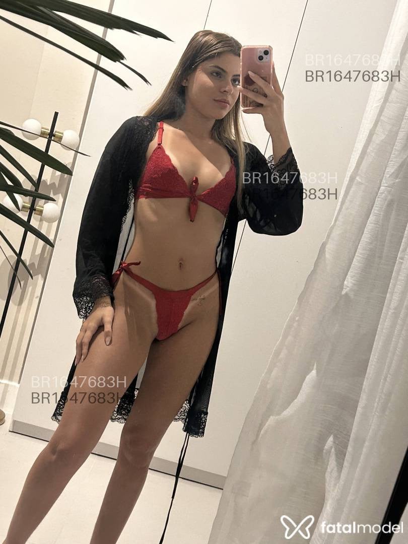 Acompanhante mulher loira (o) de olhos mel em Rio de Janeiro - Stephanie Viturino