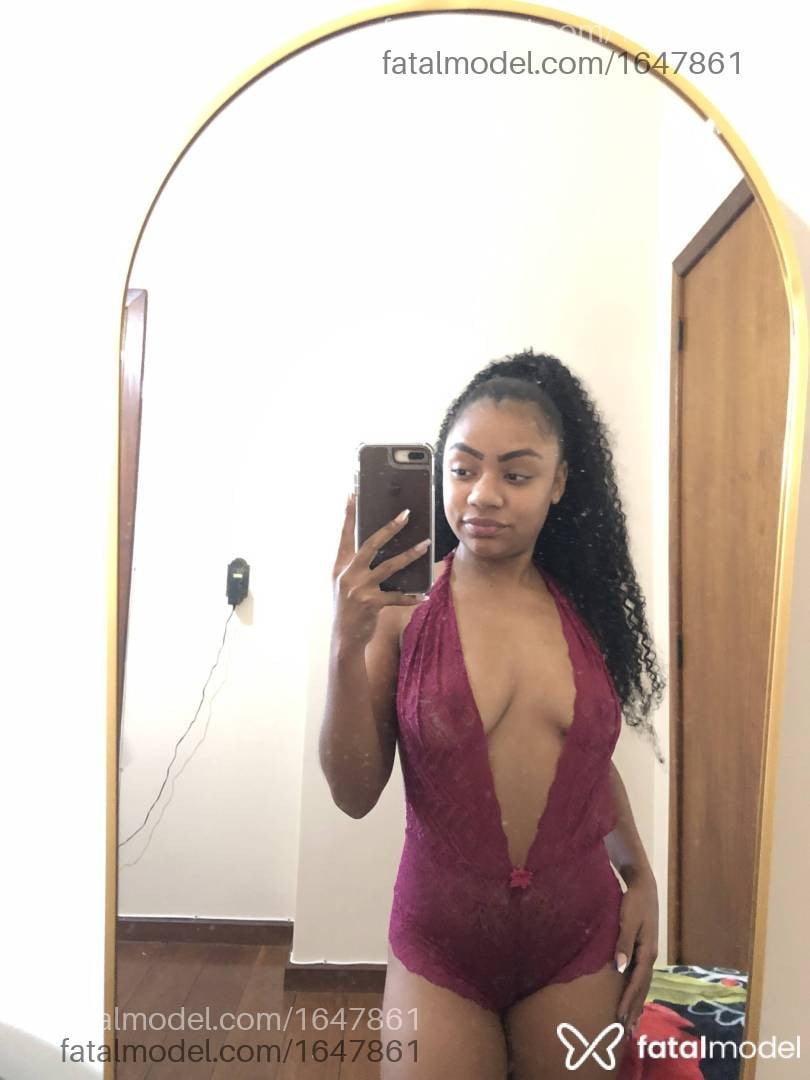 Acompanhante mulher morena (o) de olhos castanhos em Canoas - Melissa Dias