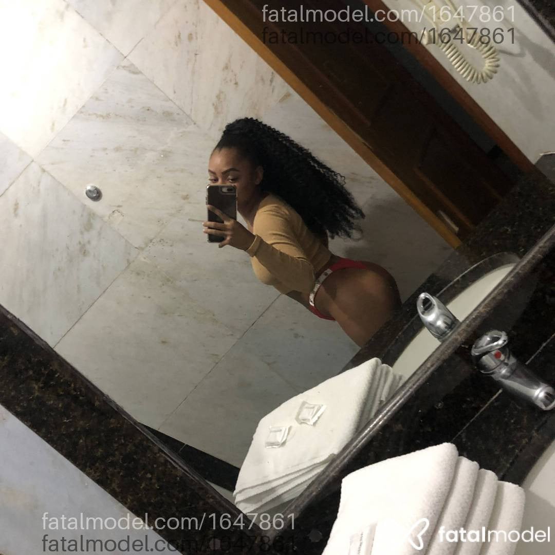 Acompanhante mulher morena (o) de olhos castanhos em Canoas - Melissa Dias