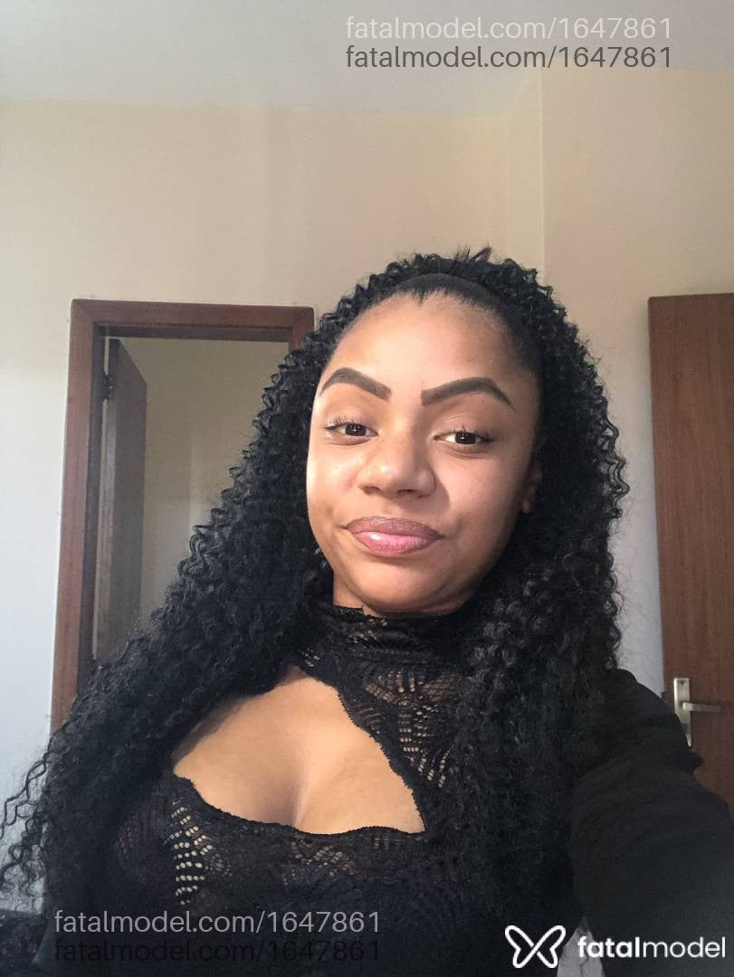 Acompanhante mulher morena (o) de olhos castanhos em Canoas - Melissa Dias