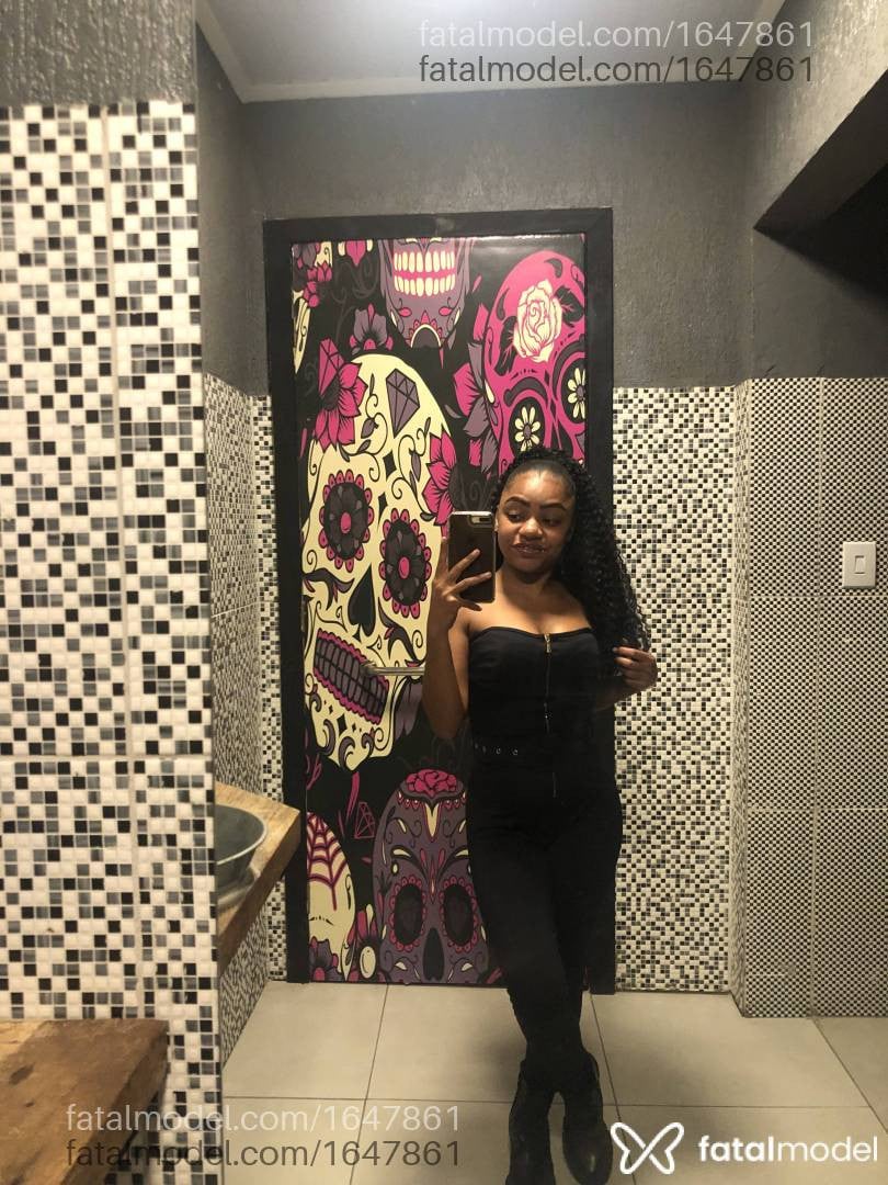 Acompanhante mulher morena (o) de olhos castanhos em Canoas - Melissa Dias