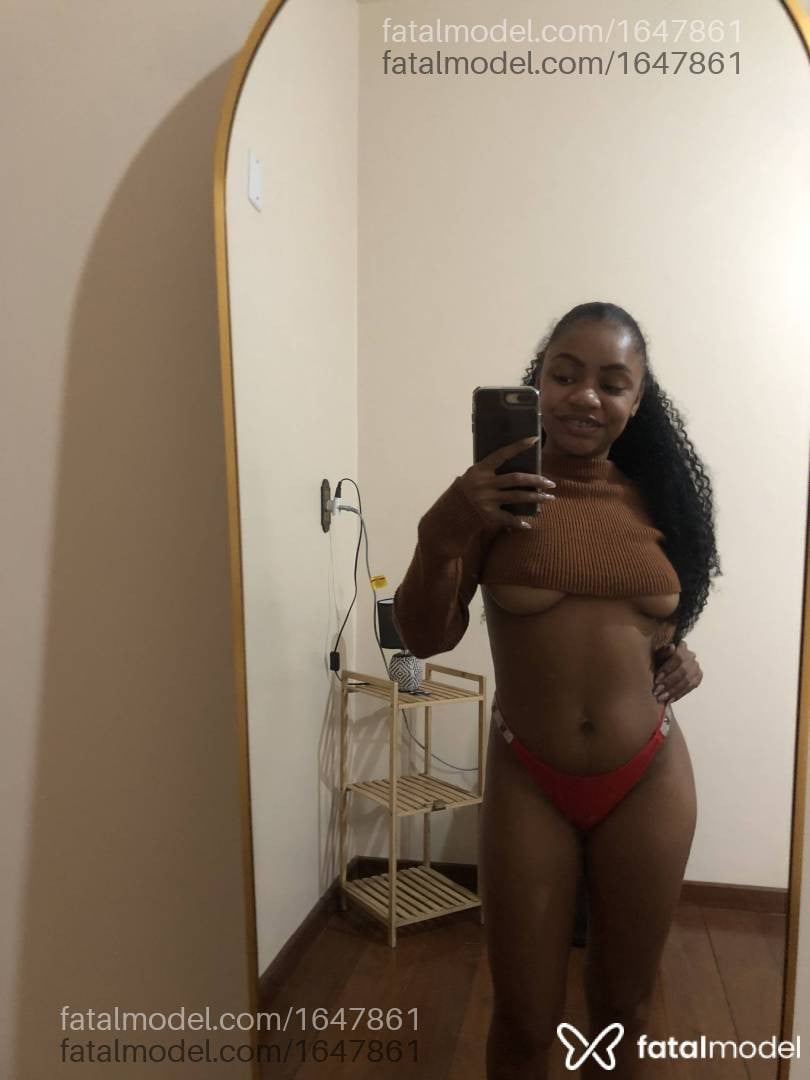 Acompanhante mulher morena (o) de olhos castanhos em Canoas - Melissa Dias