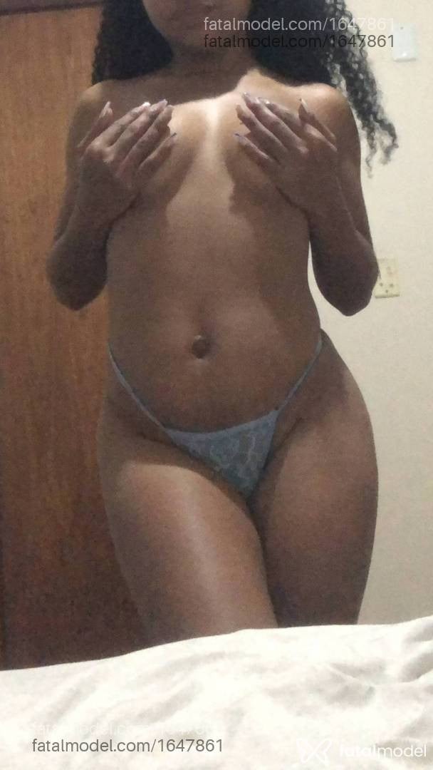Acompanhante mulher morena (o) de olhos castanhos em Canoas - Melissa Dias