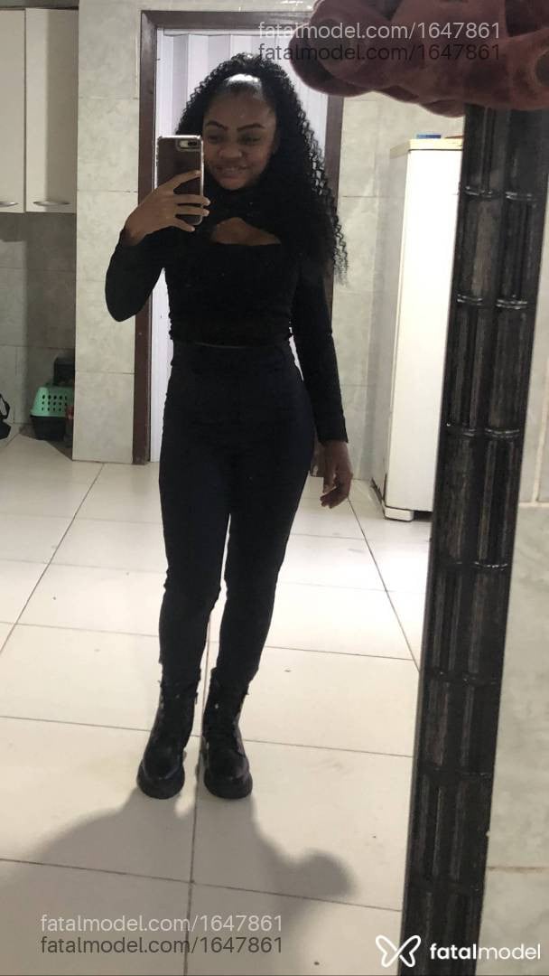 Acompanhante mulher morena (o) de olhos castanhos em Canoas - Melissa Dias