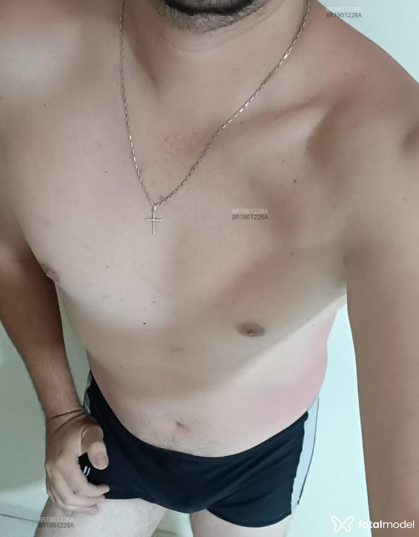 Acompanhante homem morena (o) de olhos castanhos em Dourados - Matheus Ferraz
