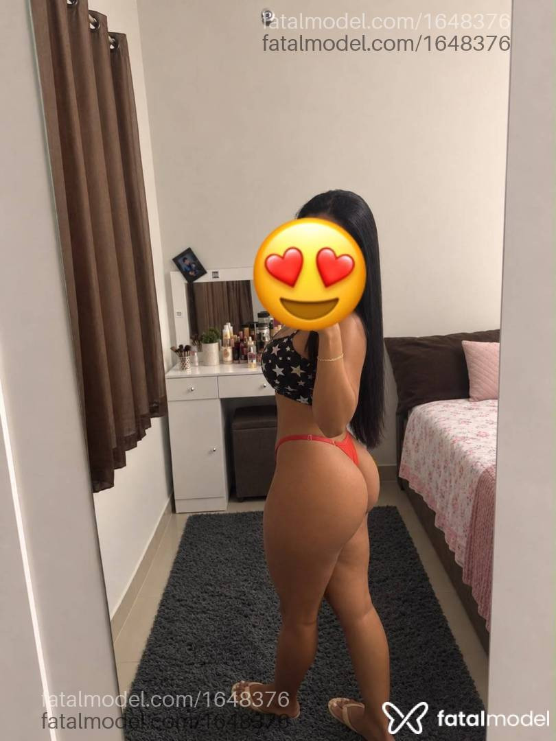 Acompanhante mulher morena (o) de olhos castanhos - Rebeca