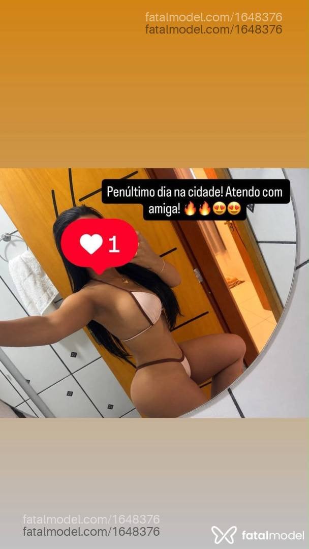 Acompanhante mulher morena (o) de olhos castanhos - Rebeca