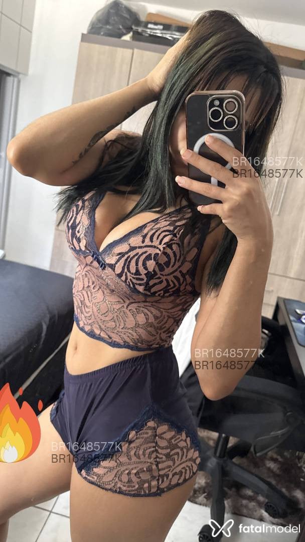 Acompanhante mulher morena (o) de olhos castanhos em São Paulo - Emma