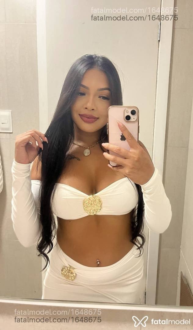 Acompanhante mulher morena (o) de olhos castanhos em Balneário Camboriú - Suzan