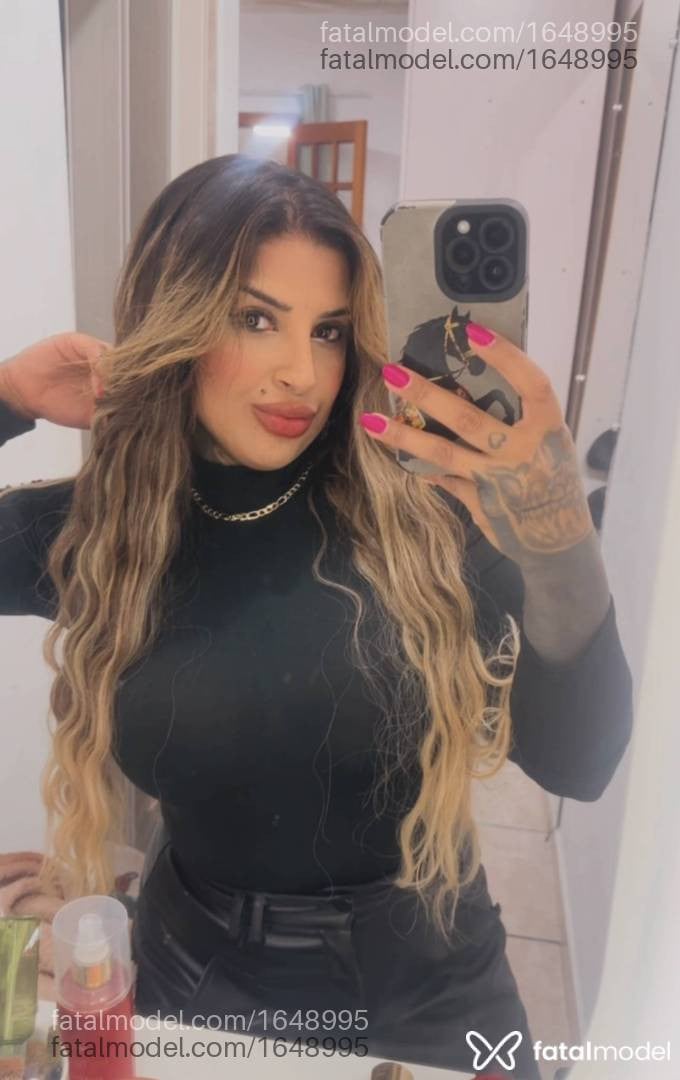 Acompanhante mulher loira (o) de olhos castanhos em São Paulo - Mell