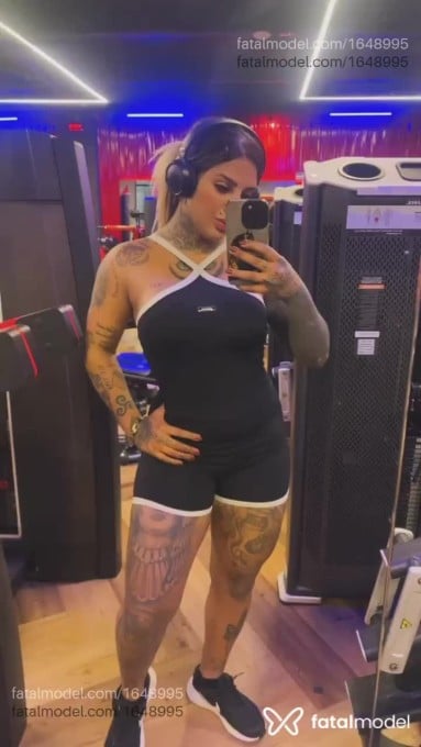 Acompanhante mulher loira (o) de olhos castanhos em São Paulo - Mell