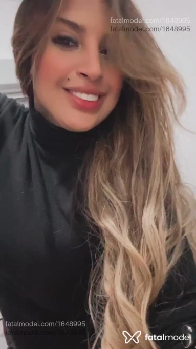 Acompanhante mulher loira (o) de olhos castanhos em São Paulo - Mell