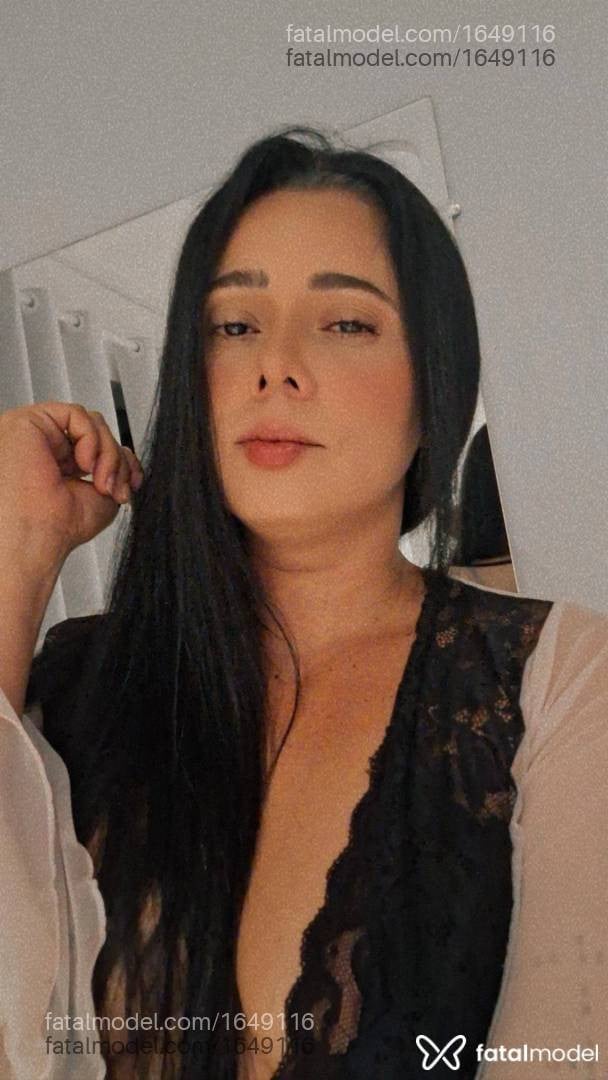 Acompanhante mulher morena (o) de olhos castanhos - Mel Vieira