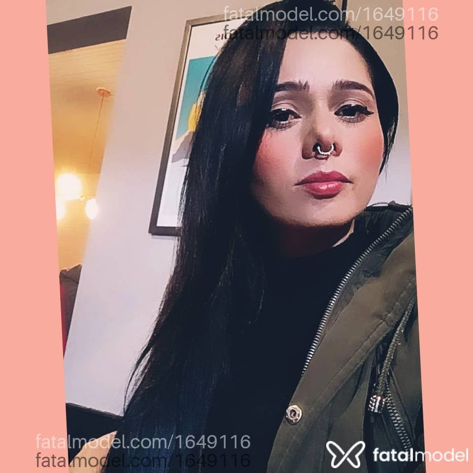 Acompanhante mulher morena (o) de olhos castanhos - Mel Vieira