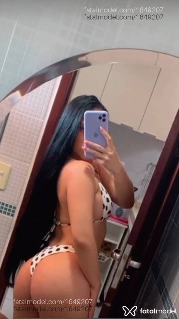Acompanhante mulher morena (o) de olhos pretos - Liz Tavares Acompanhante mulher morena (o) de olhos pretos - Liz Tavares