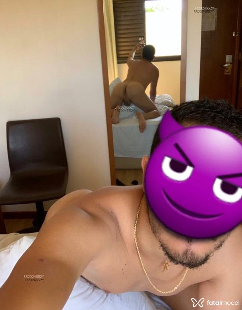 Acompanhante homem morena (o) de olhos castanhos - Gustavo Acompanhante homem morena (o) de olhos castanhos - Gustavo