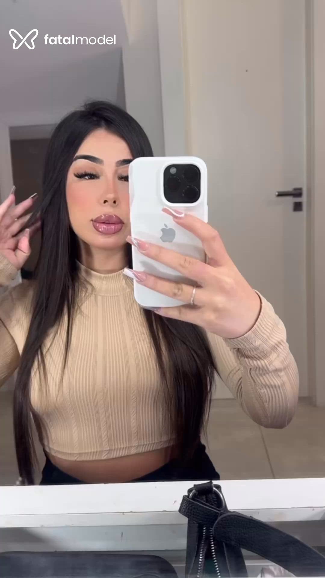 Acompanhante mulher morena (o) de olhos castanhos - Bianca bueno